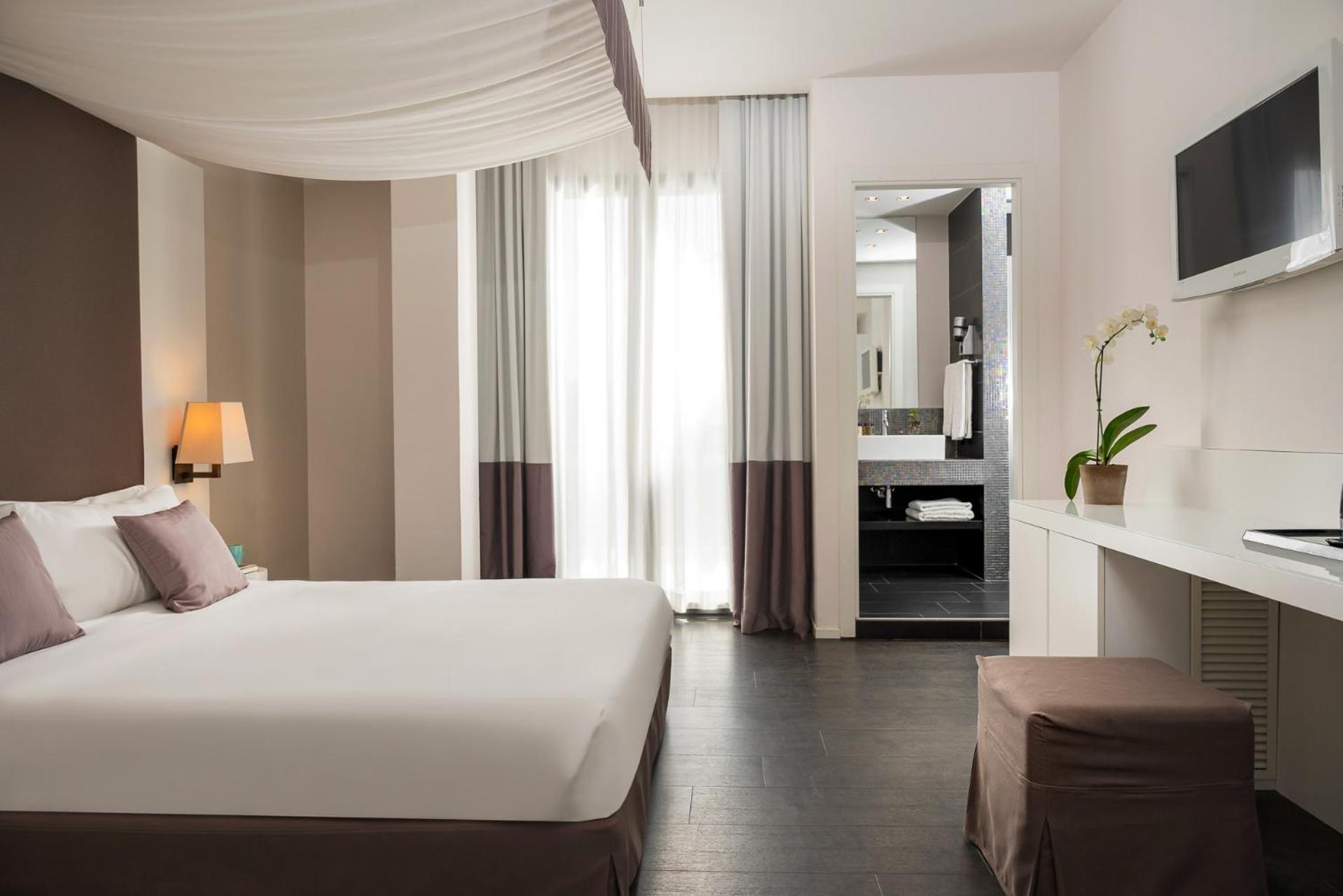 Hotel Ines Cattolica Exterior foto
